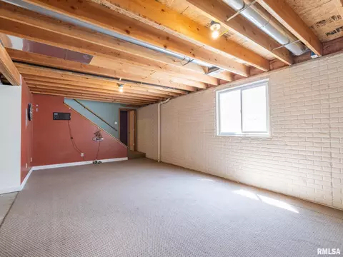 Other - 912 Dennis Dr, Eureka, IL 61530 photo 7 of 8