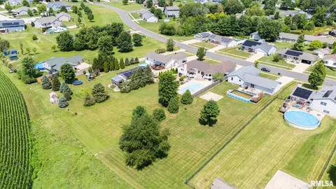 View/Area - 912 Dennis Dr, Eureka, IL 61530 photo 6 of 9