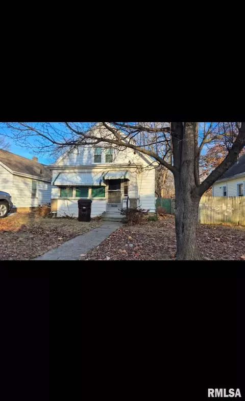2712 California Ave, Peoria, IL 61603