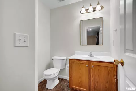 Bath - 2311 W Marks Pl, Dunlap, IL 61525 photo 1 of 3