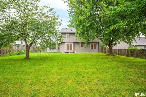 Exterior - 2311 W Marks Pl, Dunlap, IL 61525 photo 5 of 6