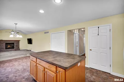 Other - 2311 W Marks Pl, Dunlap, IL 61525 photo 2 of 7