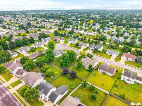 View/Area - 2311 W Marks Pl, Dunlap, IL 61525 photo 10 of 11