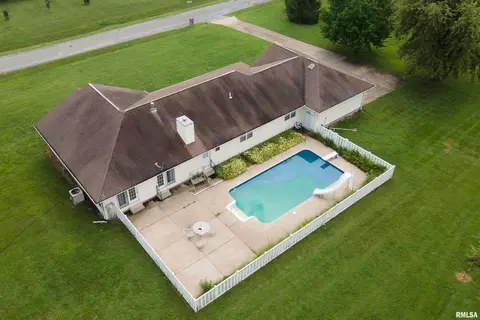 View/Area - 14 Timbercreek Dr, Herrin, IL 62948 photo 5 of 5