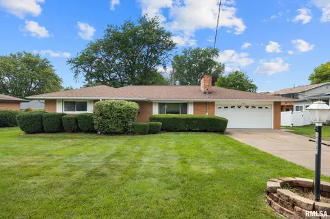 4725 N Nelson Ave, Peoria, IL 61614