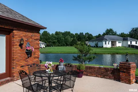 Exterior - 1705 Caesar Ln, Marion, IL 62959 photo 7 of 9