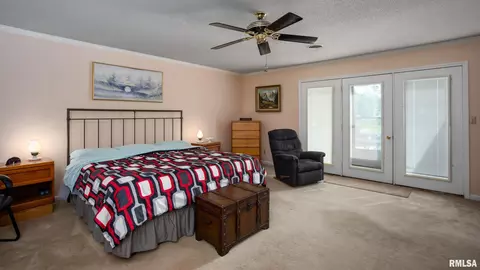 Bedroom - 1705 Caesar Ln, Marion, IL 62959 photo 2 of 4