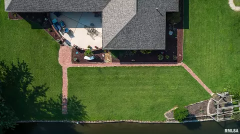 Exterior - 1705 Caesar Ln, Marion, IL 62959 photo 9 of 9