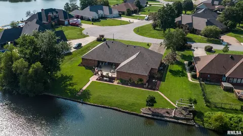View/Area - 1705 Caesar Ln, Marion, IL 62959 photo 6 of 7
