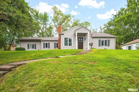 336 W Barrington Rd, Peoria, IL 61614