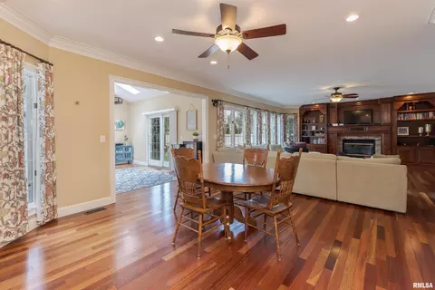 Dining - 3206 Leafy Ln, Bloomington, IL 61704 photo 3 of 6
