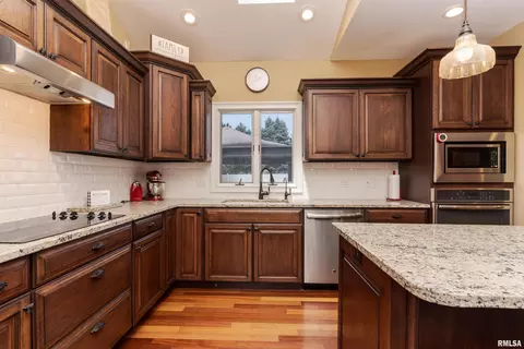 Kitchen - 3206 Leafy Ln, Bloomington, IL 61704 photo 5 of 7