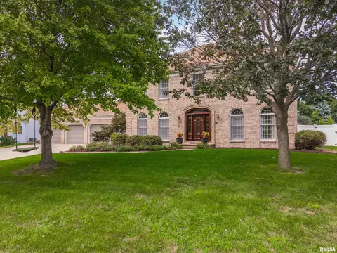 Exterior - 3206 Leafy Ln, Bloomington, IL 61704 photo 15 of 15
