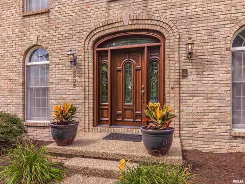 Entry Way - 3206 Leafy Ln, Bloomington, IL 61704 photo 1 of 7
