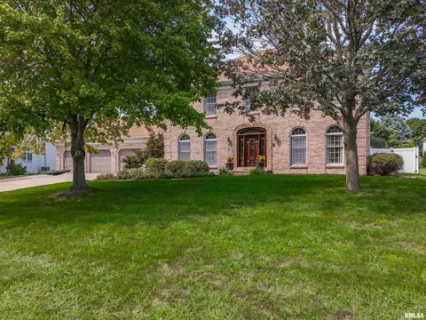 Exterior - 3206 Leafy Ln, Bloomington, IL 61704 photo 11 of 15