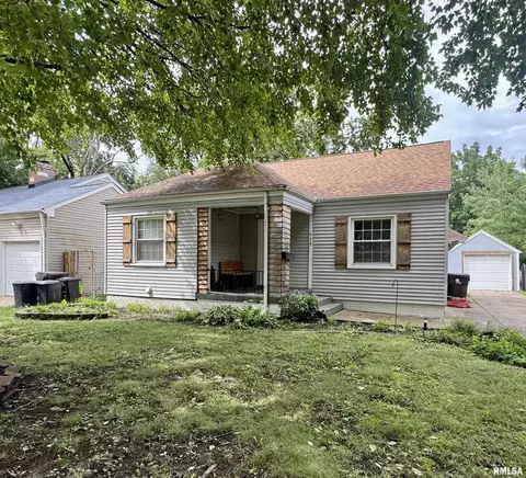 439 W Hampton Ct, Peoria, IL 61604
