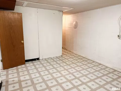 Other - 126 Penny Ln, Macomb, IL 61455 photo 15 of 16