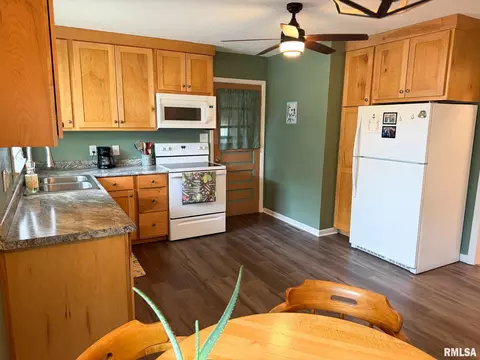 Kitchen - 126 Penny Ln, Macomb, IL 61455 photo 1 of 6