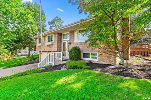 4211 N Harvard Ave, Peoria, IL 61614