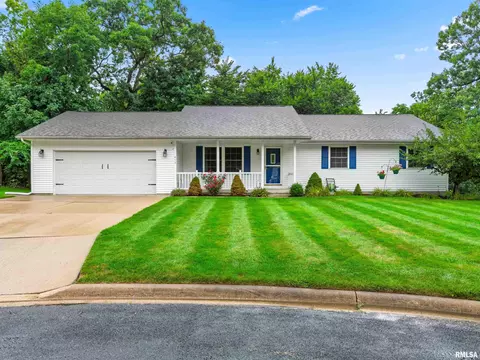 413 Dundee Rd, East Peoria, IL 61611