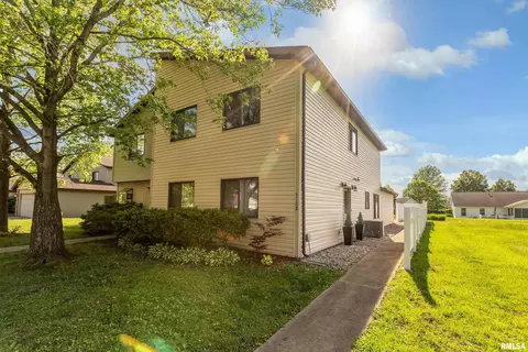 510 N Beadle St, Carbondale, IL 62901