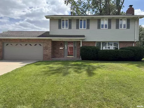 1420 W Tomar Ct, Peoria, IL 61614