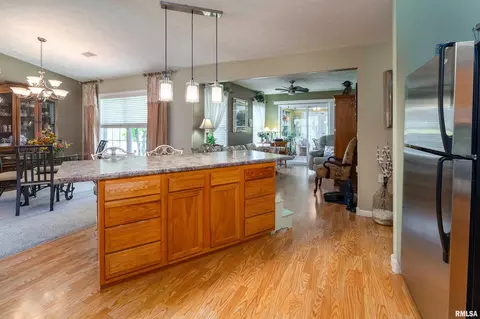 Other - 3212 Cherokee Dr, Marion, IL 62959 photo 1 of 3
