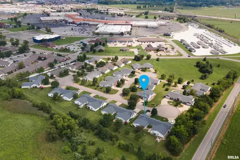 View/Area - 3212 Cherokee Dr, Marion, IL 62959 photo 2 of 6