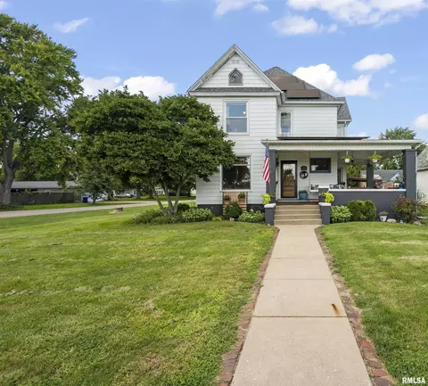 133 W Clay St, Brimfield, IL 61517