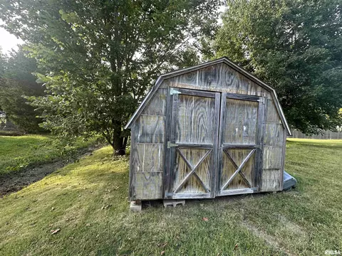 1208 Roberta Dr, Murphysboro, IL 62966 photo 5