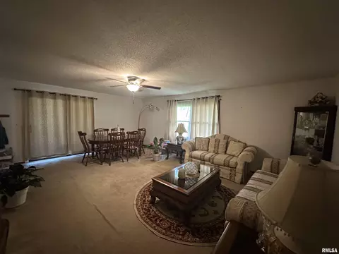 1208 Roberta Dr, Murphysboro, IL 62966 photo 6