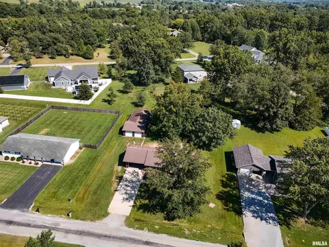 View/Area - 7468 Norris Dr, Marion, IL 62959 photo 2 of 3
