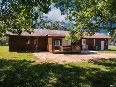 Exterior - 7468 Norris Dr, Marion, IL 62959 photo 3 of 5