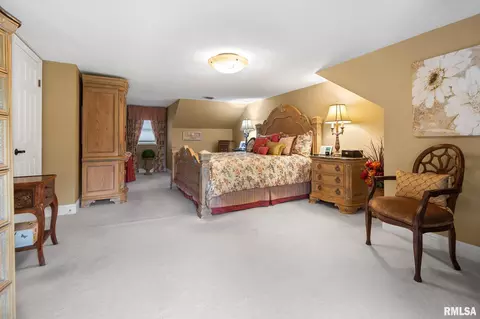 Bedroom - 12797 Route 37 Rte, Marion, IL 62959 photo 5 of 10