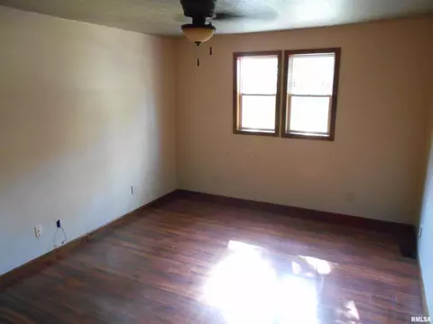 Bedroom - 309 E Franklin St, Macomb, IL 61455 photo 1 of 4