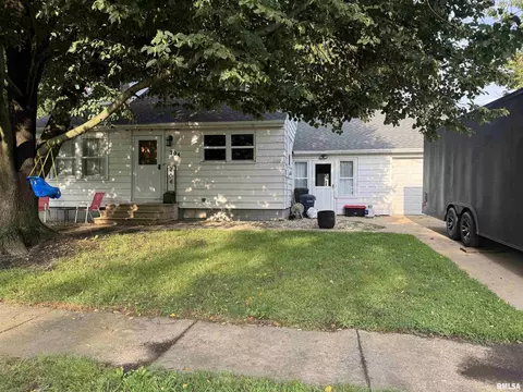 204 N Mason St, Deer Creek, IL 61733