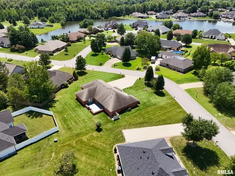View/Area - 1603 S Eugene Ln, Marion, IL 62959 photo 3 of 7