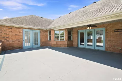 Exterior - 1603 S Eugene Ln, Marion, IL 62959 photo 7 of 7