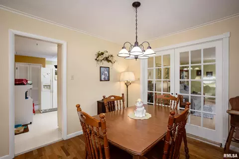 Dining - 1903 Suzanne Dr, Marion, IL 62959 photo 1 of 1