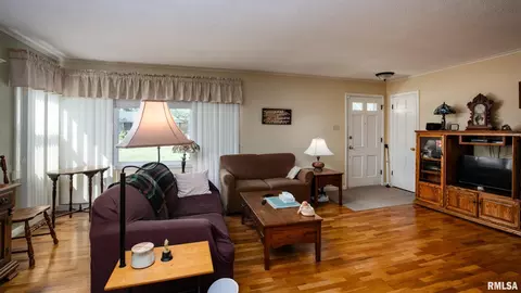 Other - 1903 Suzanne Dr, Marion, IL 62959 photo 2 of 8