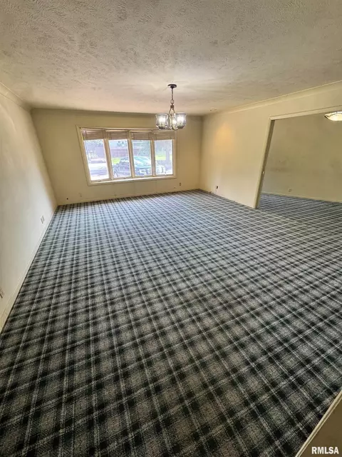 Living - 501 W Crestwood Dr, Eureka, IL 61530 photo 4 of 4