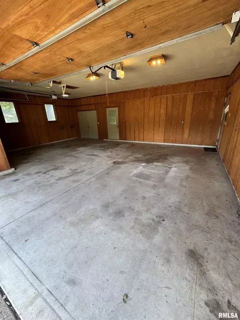 Other - 501 W Crestwood Dr, Eureka, IL 61530 photo 10 of 10