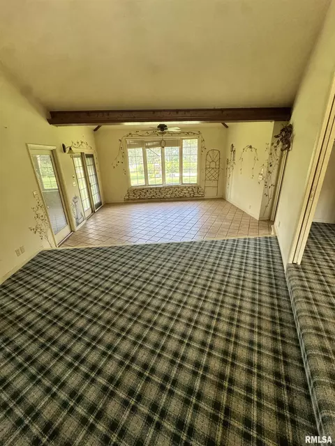 Other - 501 W Crestwood Dr, Eureka, IL 61530 photo 4 of 10