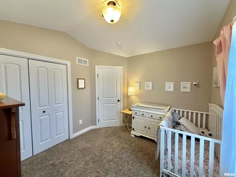 Bedroom - 1400 Jadens Way, Washington, IL 61571 photo 5 of 8