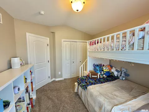 Bedroom - 1400 Jadens Way, Washington, IL 61571 photo 3 of 8