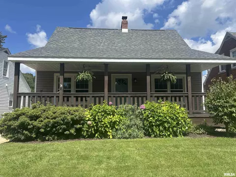1013 Elmhurst Ave, Peoria, IL 61603