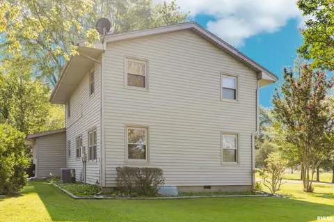Exterior - 3012 Eden Park Dr, Herrin, IL 62948 photo 3 of 6