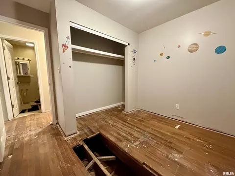 Bedroom - 703 S Hadfield St, Marion, IL 62959 photo 1 of 4