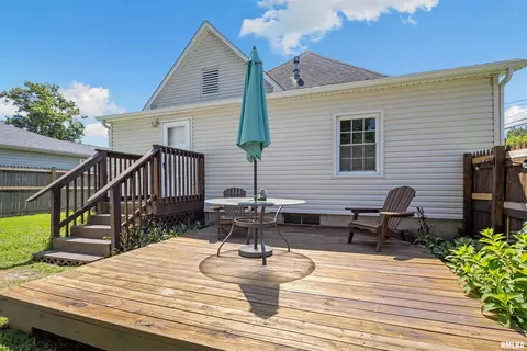 Exterior - 600 E Reeves St, Marion, IL 62959 photo 1 of 4