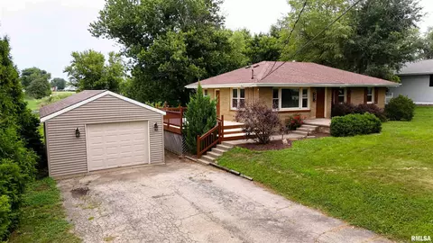 124 Sheffield Rd, Groveland, IL 61535